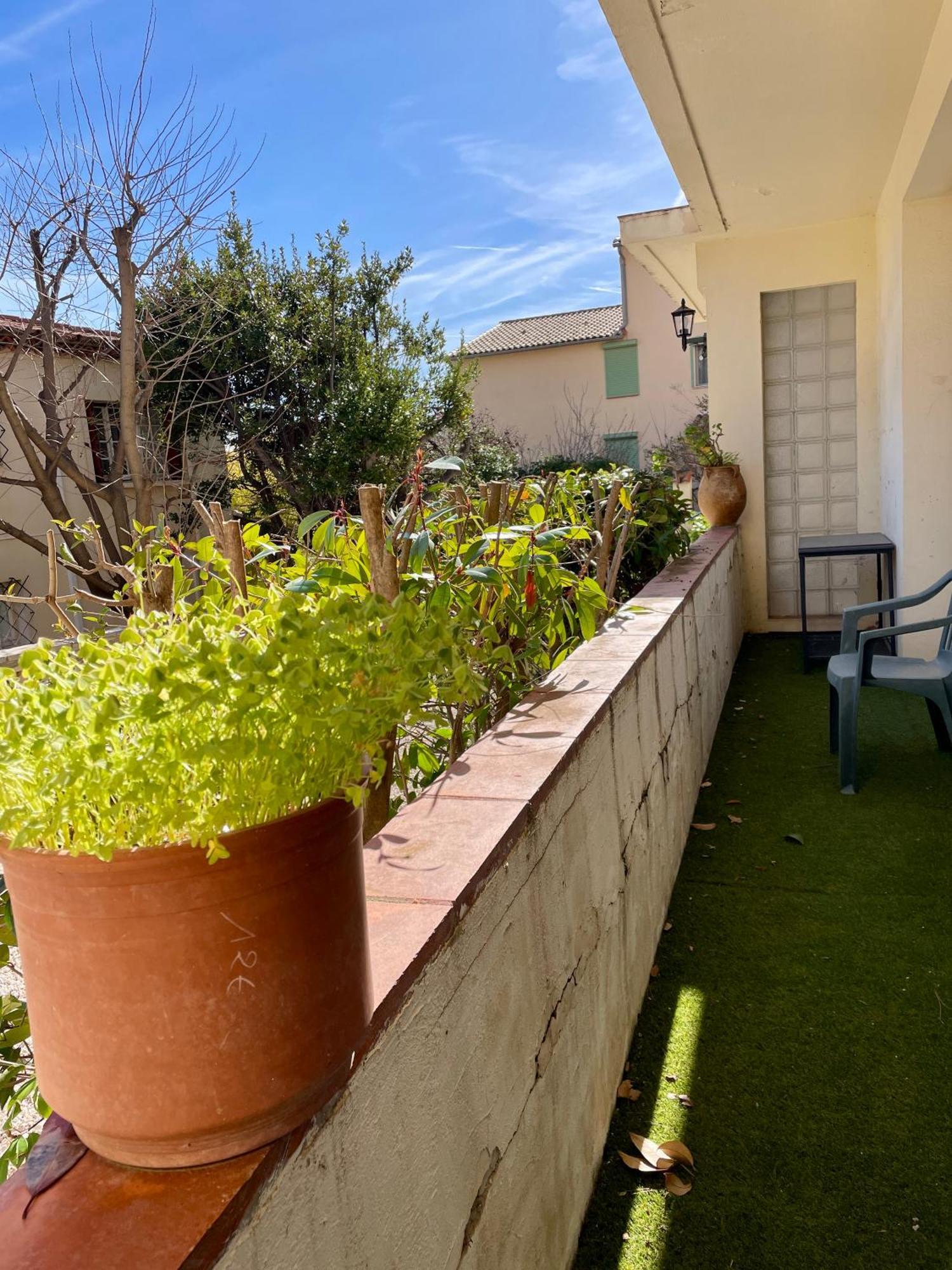 Апартаменты Au Coeur Et Au Calme De Bandol, Parking Et Climatisation Экстерьер фото
